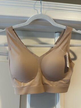 Soma Enbliss Bralette in warm amber size medium NWT
